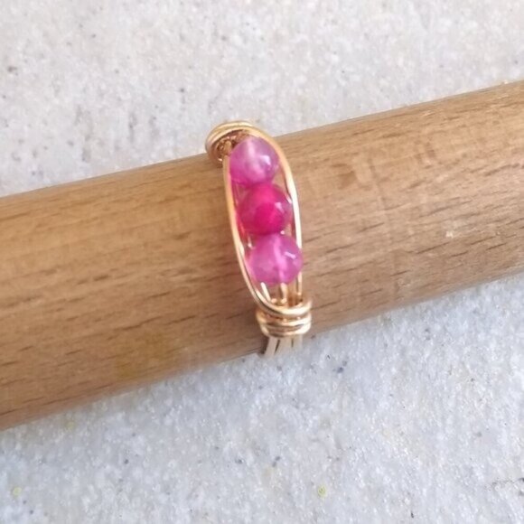 Sz 8.5 ~ Sexy & Slim Pink Agate Beaded Handmade Ring! Sturdy Every Day Wear! - Picture 4 of 9